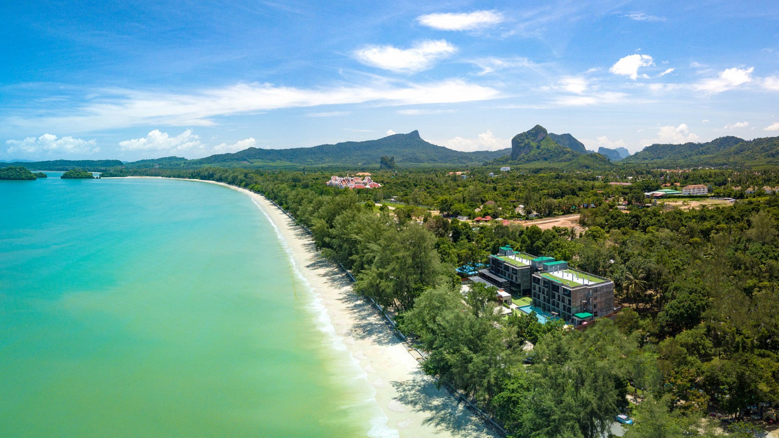 Maneetel Krabi Beachfront